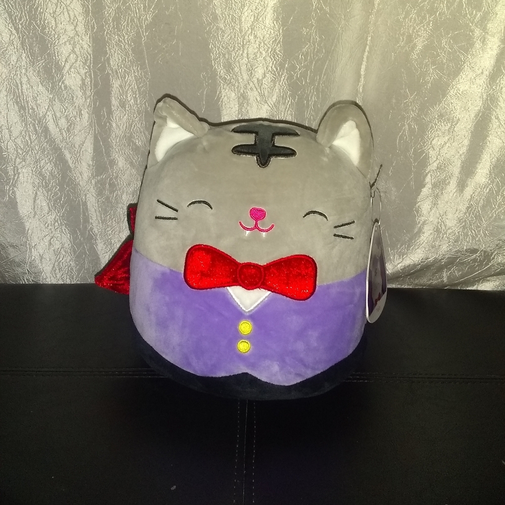 Squishmallow 8" Tally vampire cat